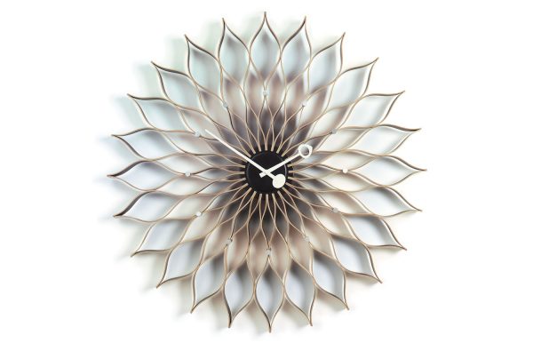 Sunflower clock van Vitra