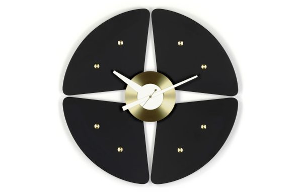Petal clock van Vitra