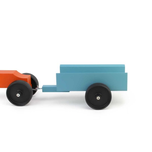 Floris Hovers Tractor Trailer