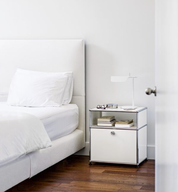 USM Haller Selection Nachtkastje met open module en klep (divider shelf) - Afbeelding 2